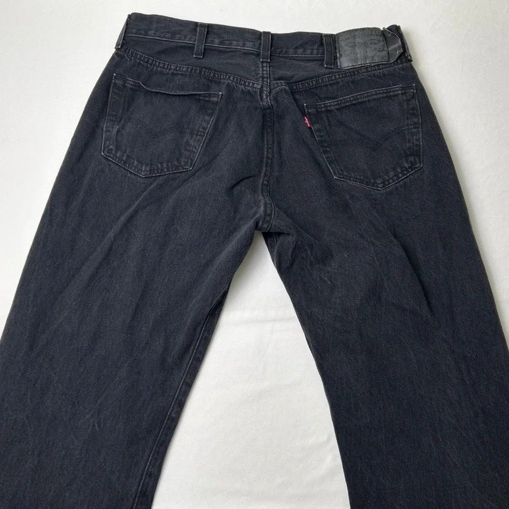 Levis Men 501 Original Fit Button Fly Straight Leg Jeans Size 38x28 Black Cotton